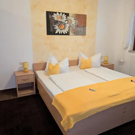 Zum Reiterhof, Doppelbettzimmer بيت ضيافة Schmogrow