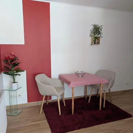 Zum Reiterhof, Doppelbettzimmer بيت ضيافة 3*